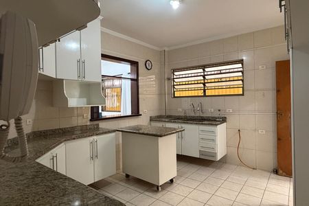 Casa para alugar com 190m², 3 quartos e 2 vagasCozinha