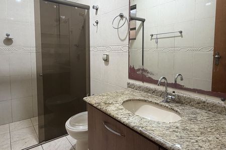 Casa para alugar com 190m², 3 quartos e 2 vagasBanheiro Social