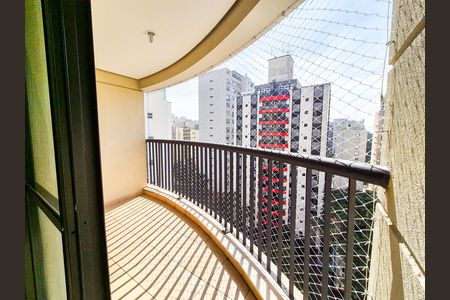 Apartamento para alugar com 36m², 1 quarto e 1 vaga Apartamento para alugar com 36m², 1 quarto e 1 vagaVaranda