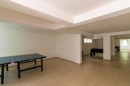 Apartamento para alugar com 55m², 2 quartos e 1 vaga Apartamento para alugar com 55m², 2 quartos e 1 vagaÁrea comum - Salão de jogos