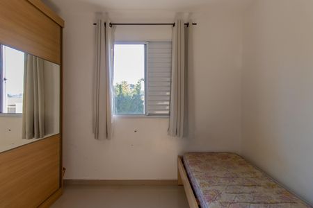 Quarto 2 de apartamento para alugar com 2 quartos, 55m² em Parque Frondoso, Cotia