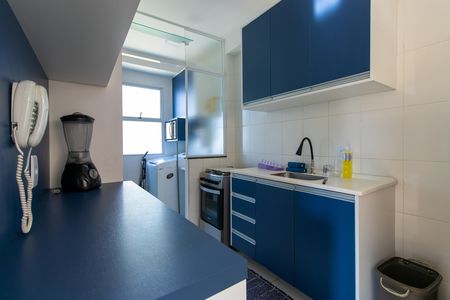 Apartamento para alugar com 55m², 2 quartos e 1 vaga Apartamento para alugar com 55m², 2 quartos e 1 vagaCozinha - Armários