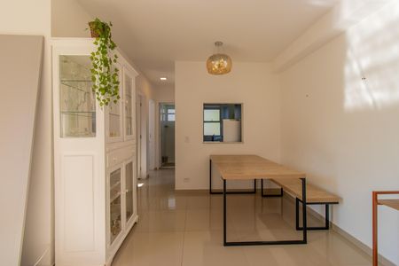 Apartamento para alugar com 55m², 2 quartos e 1 vaga Apartamento para alugar com 55m², 2 quartos e 1 vagaSala