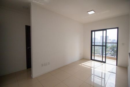 Apartamento para alugar com 65m², 2 quartos e 1 vaga Apartamento para alugar com 65m², 2 quartos e 1 vagaSala