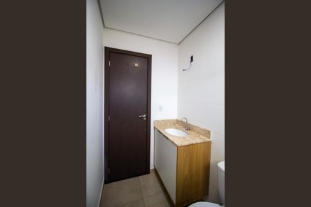 Apartamento para alugar com 65m², 2 quartos e 1 vaga Apartamento para alugar com 65m², 2 quartos e 1 vagaBanheiro