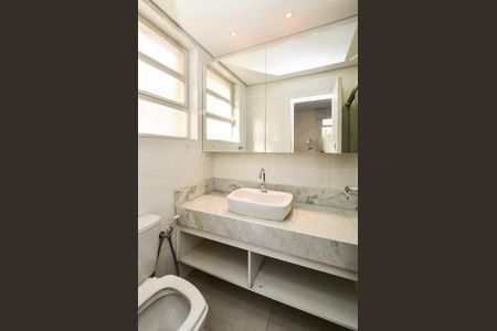 Apartamento para alugar com 101m², 3 quartos e 2 vagas Apartamento para alugar com 101m², 3 quartos e 2 vagasBanheiro Suíte