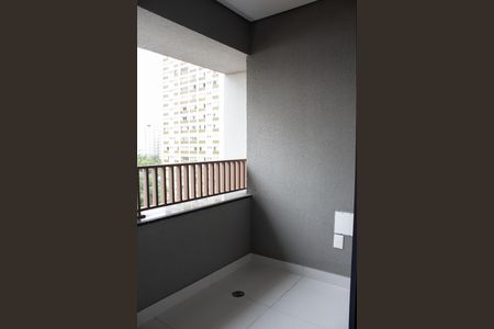 Varanda de kitnet/studio à venda com 1 quarto, 26m² em Campo Belo, São Paulo