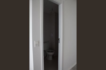 Banheiro de kitnet/studio à venda com 1 quarto, 26m² em Campo Belo, São Paulo