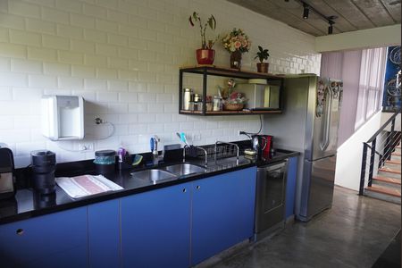 Cozinha de casa de condomínio à venda com 2 quartos, 295m² em Parque Sinai, Santana de Parnaíba