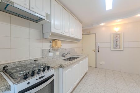 Cozinha de apartamento para alugar com 2 quartos, 105m² em Jardim Paulista, São Paulo
