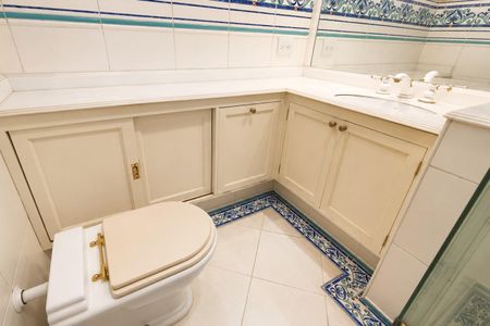 Banheiro da Suíte - 2 de apartamento para alugar com 3 quartos, 105m² em Jardim Paulista, São Paulo