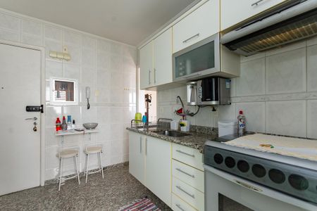 Apartamento para alugar com 63m², 2 quartos e 2 vagas Apartamento para alugar com 63m², 2 quartos e 2 vagasCozinha