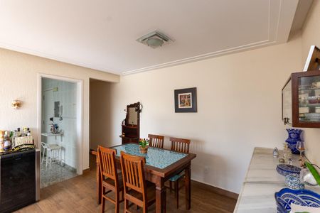 Apartamento para alugar com 63m², 2 quartos e 2 vagas Apartamento para alugar com 63m², 2 quartos e 2 vagasSala