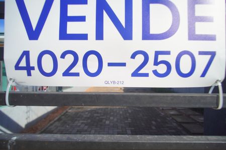 Casa à venda com 120m², 3 quartos e 2 vagasQLYB-212