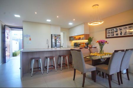 Casa à venda com 120m², 3 quartos e 2 vagasSala de Jantar