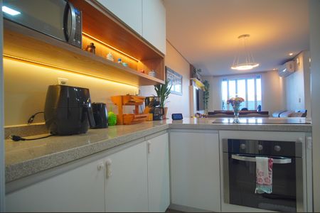 Casa à venda com 120m², 3 quartos e 2 vagascozinha
