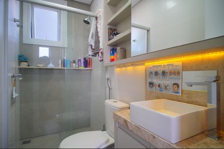 Casa à venda com 120m², 3 quartos e 2 vagasBanheiro da Suíte