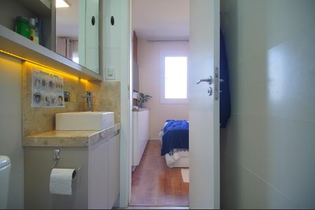 Casa à venda com 120m², 3 quartos e 2 vagasBanheiro da Suíte
