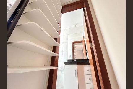 Apartamento para alugar com 60m², 2 quartos e 2 vagas