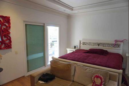 Casa de condomínio à venda com 350m², 3 quartos e 6 vagasSuite 3