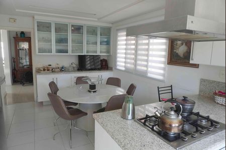 Sala de Jantar de casa de condomínio à venda com 3 quartos, 350m² em Alphaville, Santana de Parnaíba