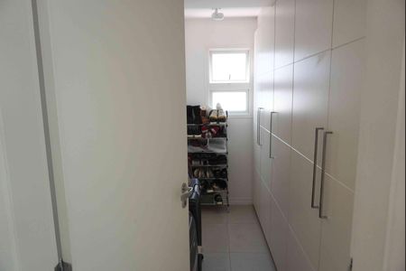 Banheiro de casa de condomínio à venda com 3 quartos, 350m² em Alphaville, Santana de Parnaíba