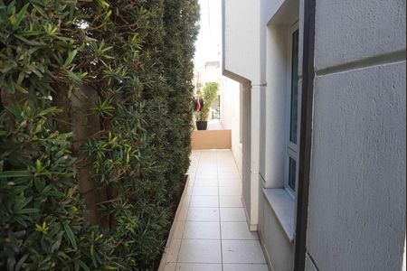 Casa de condomínio à venda com 350m², 3 quartos e 6 vagasÁrea Externa