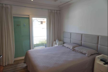 Casa de condomínio à venda com 350m², 3 quartos e 6 vagasSuite 2