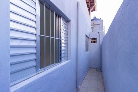 Casa para alugar com 100m², 2 quartos e 1 vaga Casa para alugar com 100m², 2 quartos e 1 vagaCorredor Externo