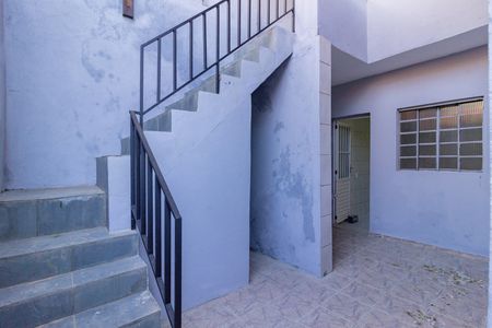 Casa para alugar com 100m², 2 quartos e 1 vaga Casa para alugar com 100m², 2 quartos e 1 vagaLavanderia