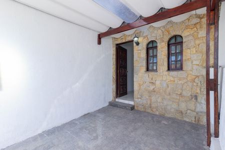 Garagem de casa para alugar com 2 quartos, 100m² em Brasilândia, São Paulo