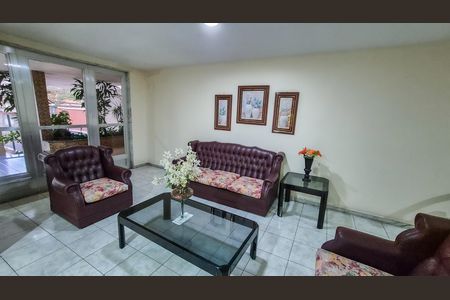 Apartamento para alugar com 76m², 2 quartos e 1 vaga Apartamento para alugar com 76m², 2 quartos e 1 vagaHall de entrada