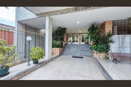 Apartamento para alugar com 76m², 2 quartos e 1 vaga Apartamento para alugar com 76m², 2 quartos e 1 vagaEntrada