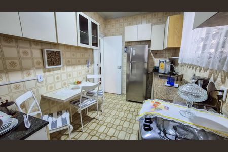 Cozinha de apartamento para alugar com 2 quartos, 76m² em Irajá, Rio de Janeiro