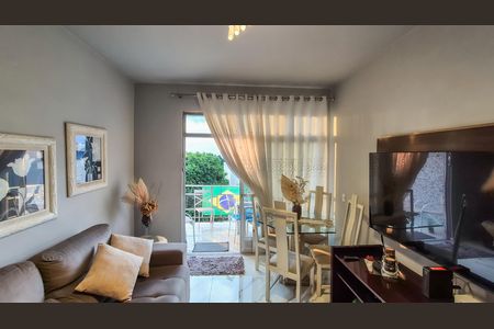 Apartamento para alugar com 76m², 2 quartos e 1 vaga Apartamento para alugar com 76m², 2 quartos e 1 vagaSala