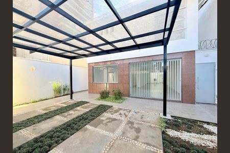 Garagem de casa para alugar com 4 quartos, 263m² em Brooklin, São Paulo
