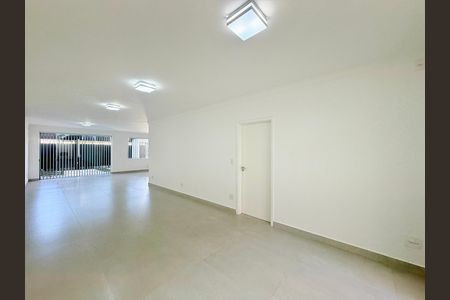 Sala de casa para alugar com 4 quartos, 263m² em Brooklin, São Paulo