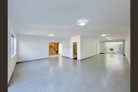Casa para alugar com 4 quartos, 263m² em Brooklin, São Paulo