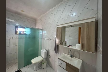 Casa à venda com 430m², 4 quartos e 2 vagas Casa à venda com 430m², 4 quartos e 2 vagasBanheiro 2