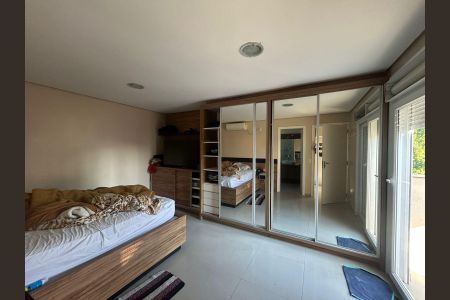 Casa à venda com 430m², 4 quartos e 2 vagas Casa à venda com 430m², 4 quartos e 2 vagasSuite