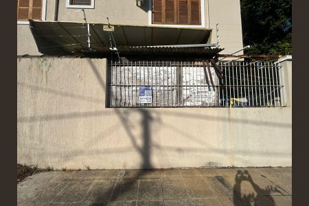 Casa à venda com 430m², 4 quartos e 2 vagas Casa à venda com 430m², 4 quartos e 2 vagasPlaca