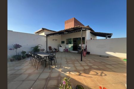 Cobertura de apartamento à venda com 3 quartos, 220m² em Cabral, Contagem