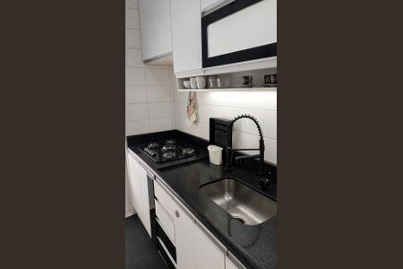 Cozinha de apartamento à venda com 2 quartos, 60m² em Vila Iracema, Barueri