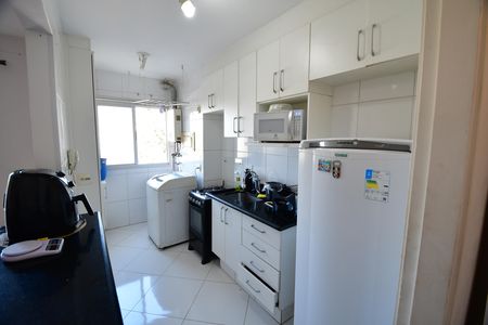 Cozinha de apartamento à venda com 2 quartos, 61m² em Parque Brasília, Campinas