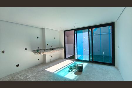 Casa à venda com 2 quartos, 110m² em Vila Mariana, São Paulo
