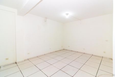 Sala/Quarto de kitnet/studio para alugar com 1 quarto, 29m² em Socorro, São Paulo
