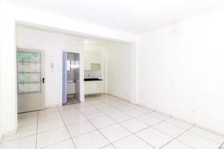 Sala/Quarto de kitnet/studio para alugar com 1 quarto, 29m² em Socorro, São Paulo