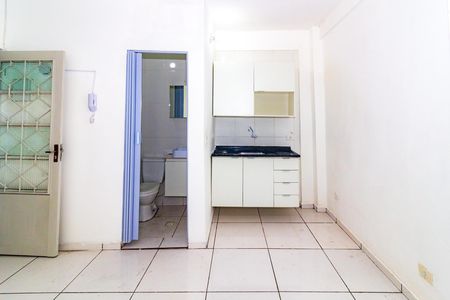 Cozinha de kitnet/studio para alugar com 1 quarto, 29m² em Socorro, São Paulo