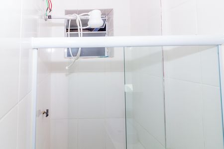 Banheiro de kitnet/studio para alugar com 1 quarto, 29m² em Socorro, São Paulo
