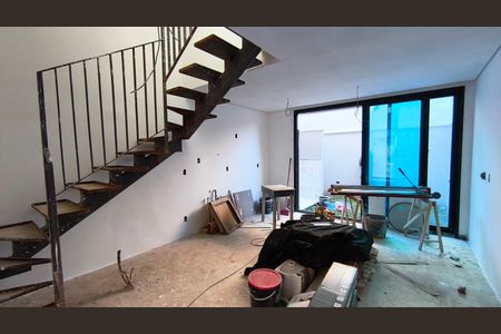 Sala de casa à venda com 2 quartos, 110m² em Vila Mariana, São Paulo